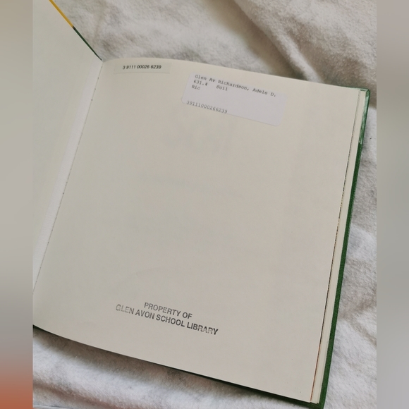 Mixture of Learning Books (Scholastic, Pebble, etc) - Picture 14 of 16